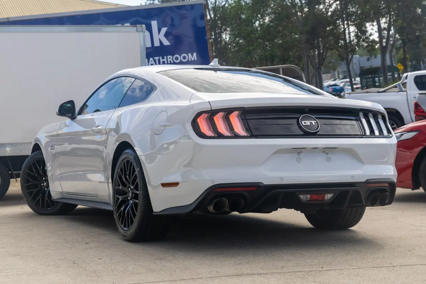 2020 Ford Mustang Gallery Image 2