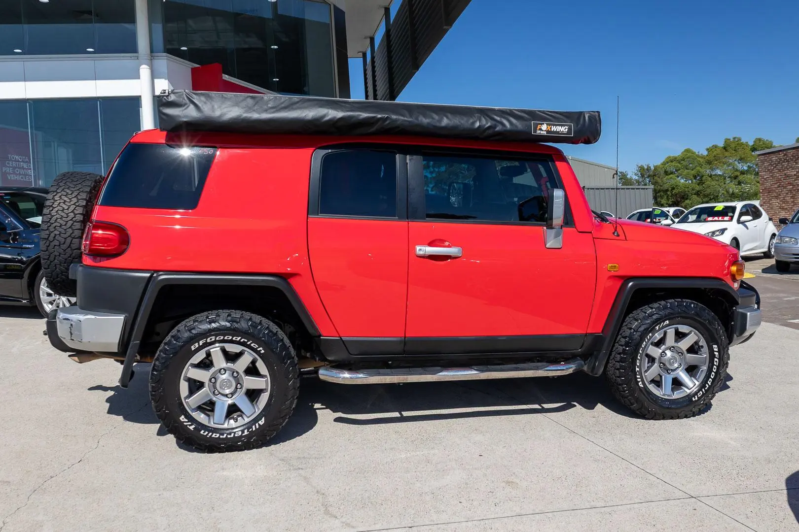 2015 Toyota FJ Cruiser Gallery Image 3