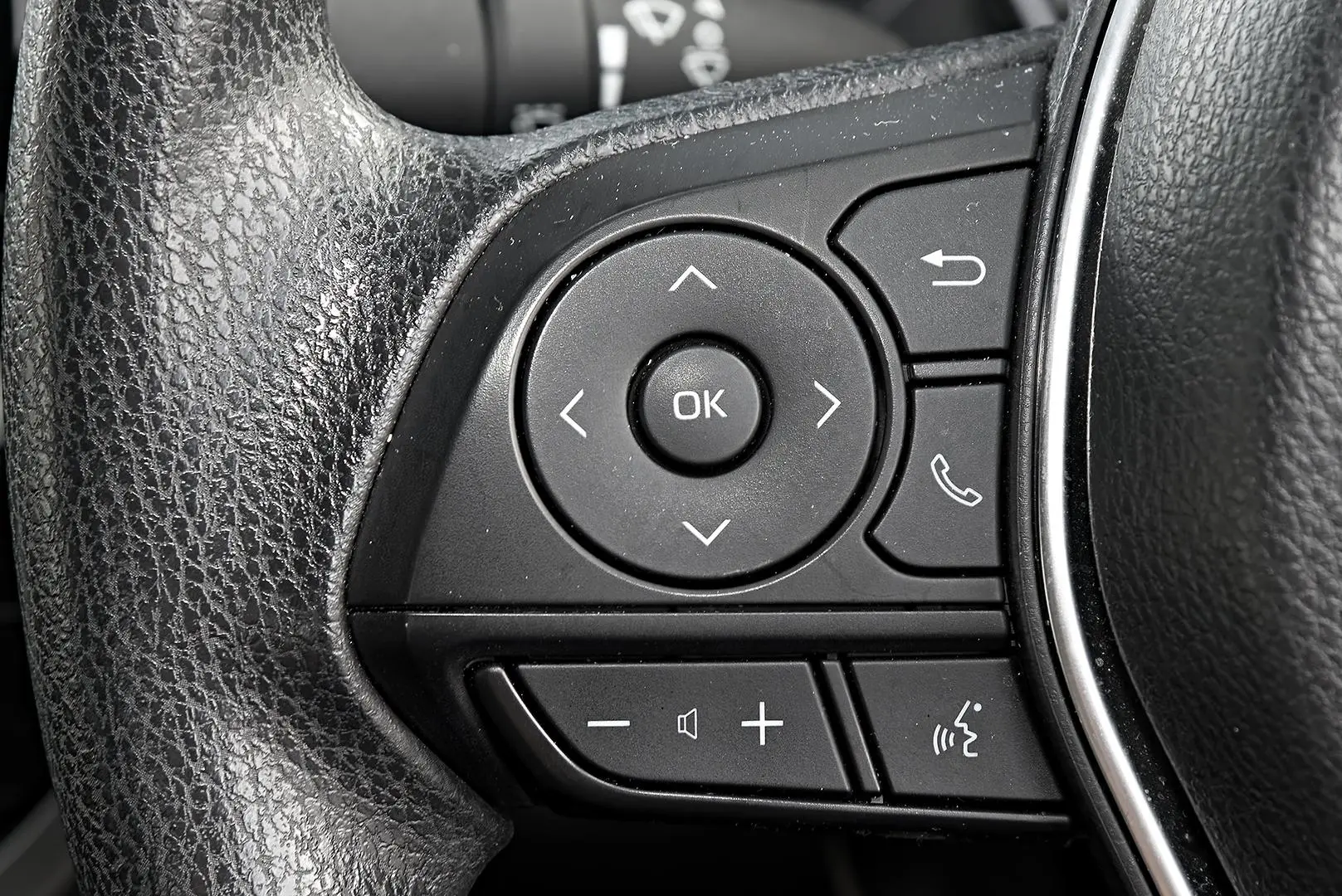 2024 Toyota Camry Gallery Image 10