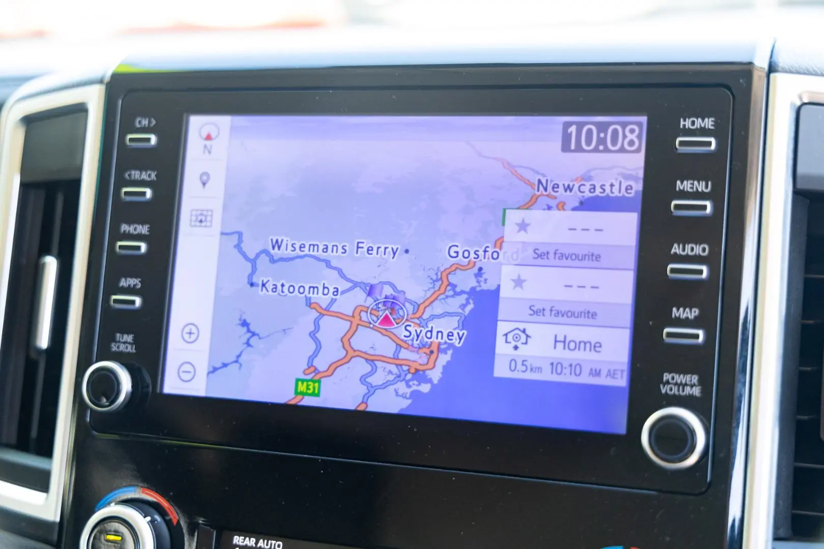 2023 Toyota Granvia Gallery Image 11