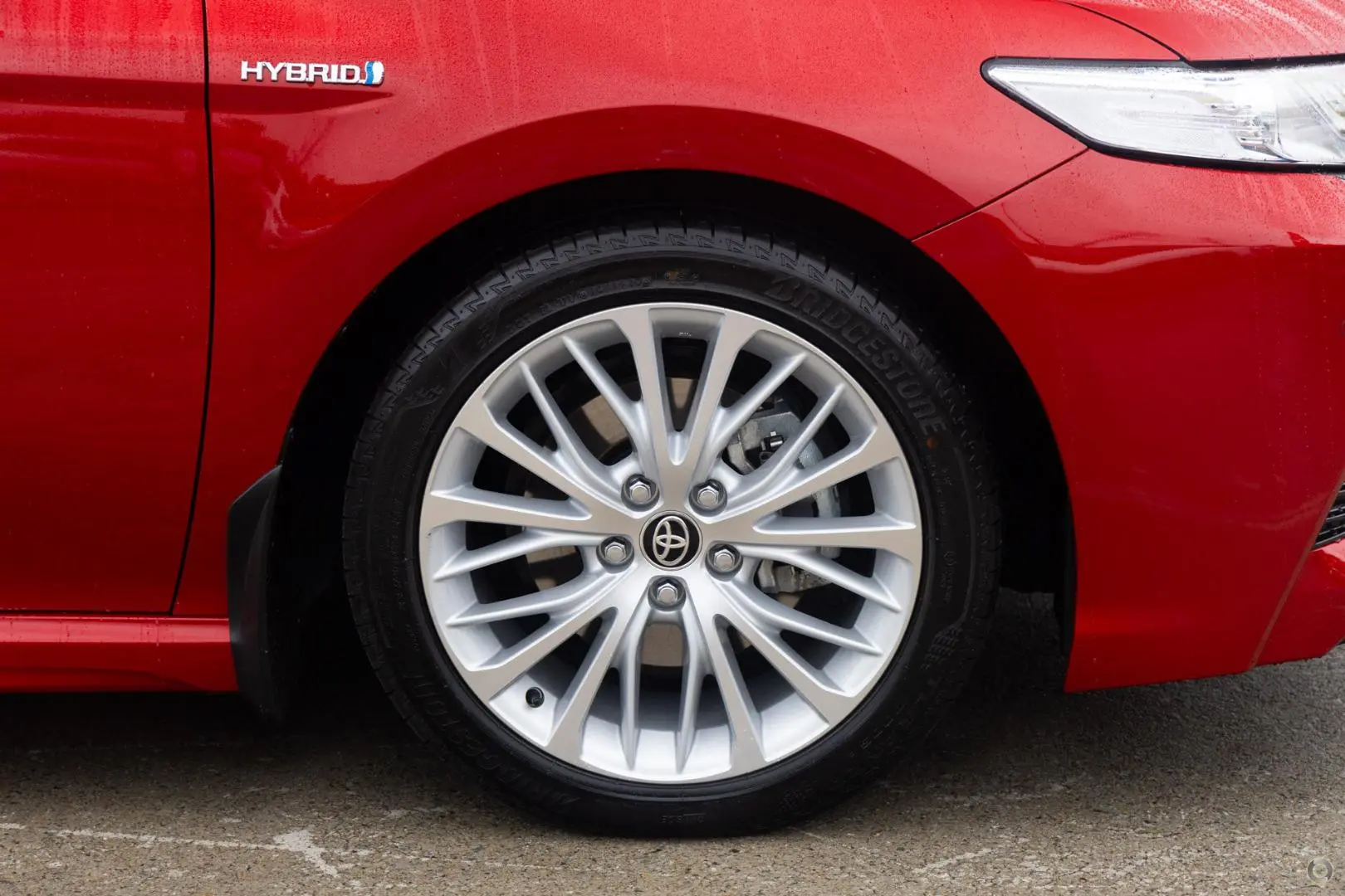 2020 Toyota Camry Gallery Image 21