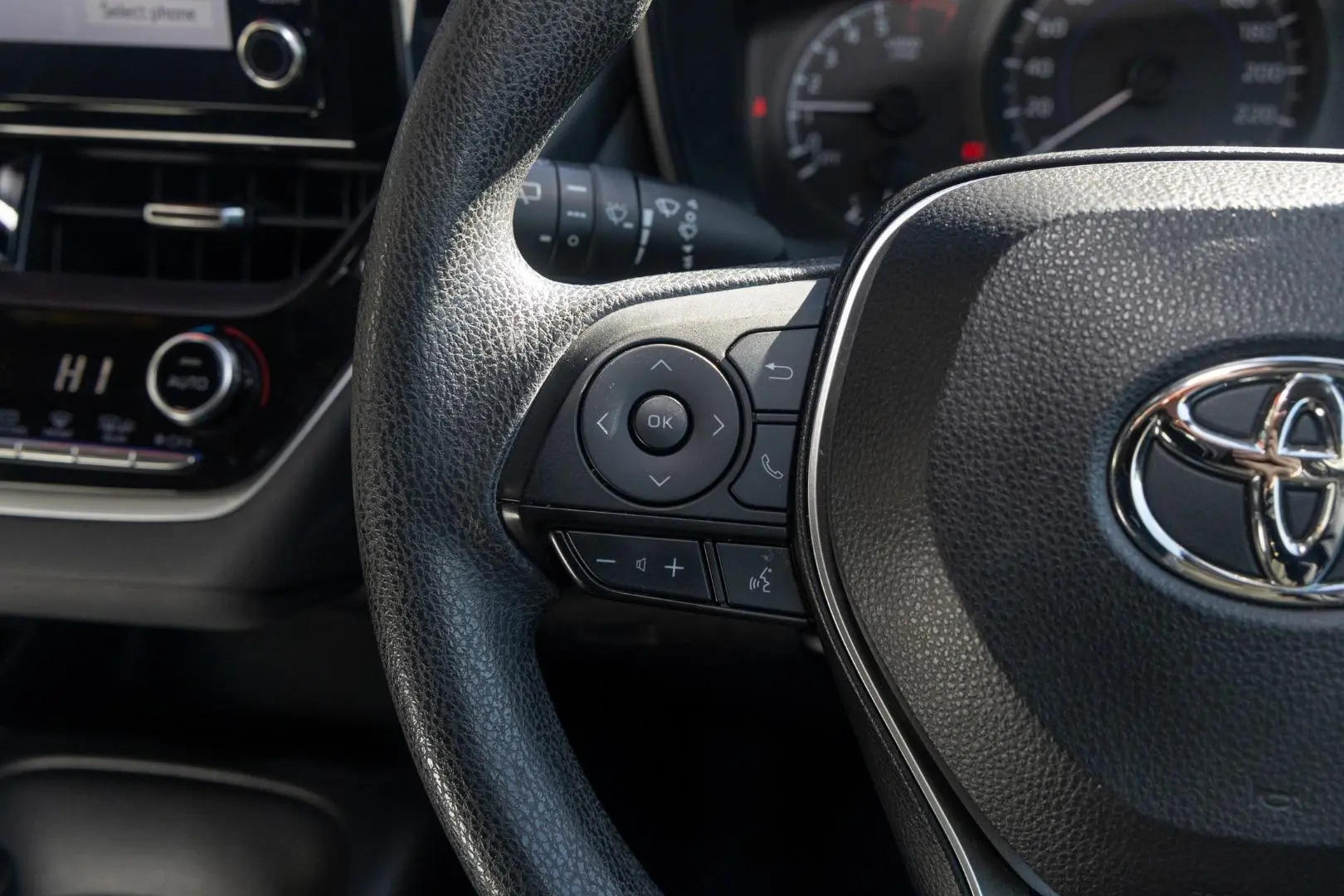 2022 Toyota Corolla Gallery Image 11