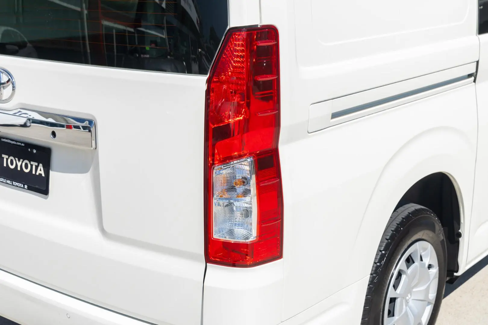 2024 Toyota Hiace Gallery Image 18