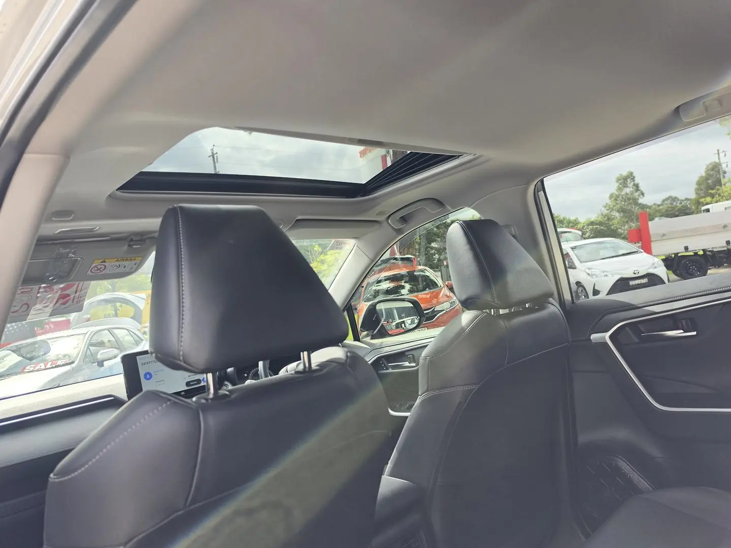 2023 Toyota RAV4 Gallery Image 20