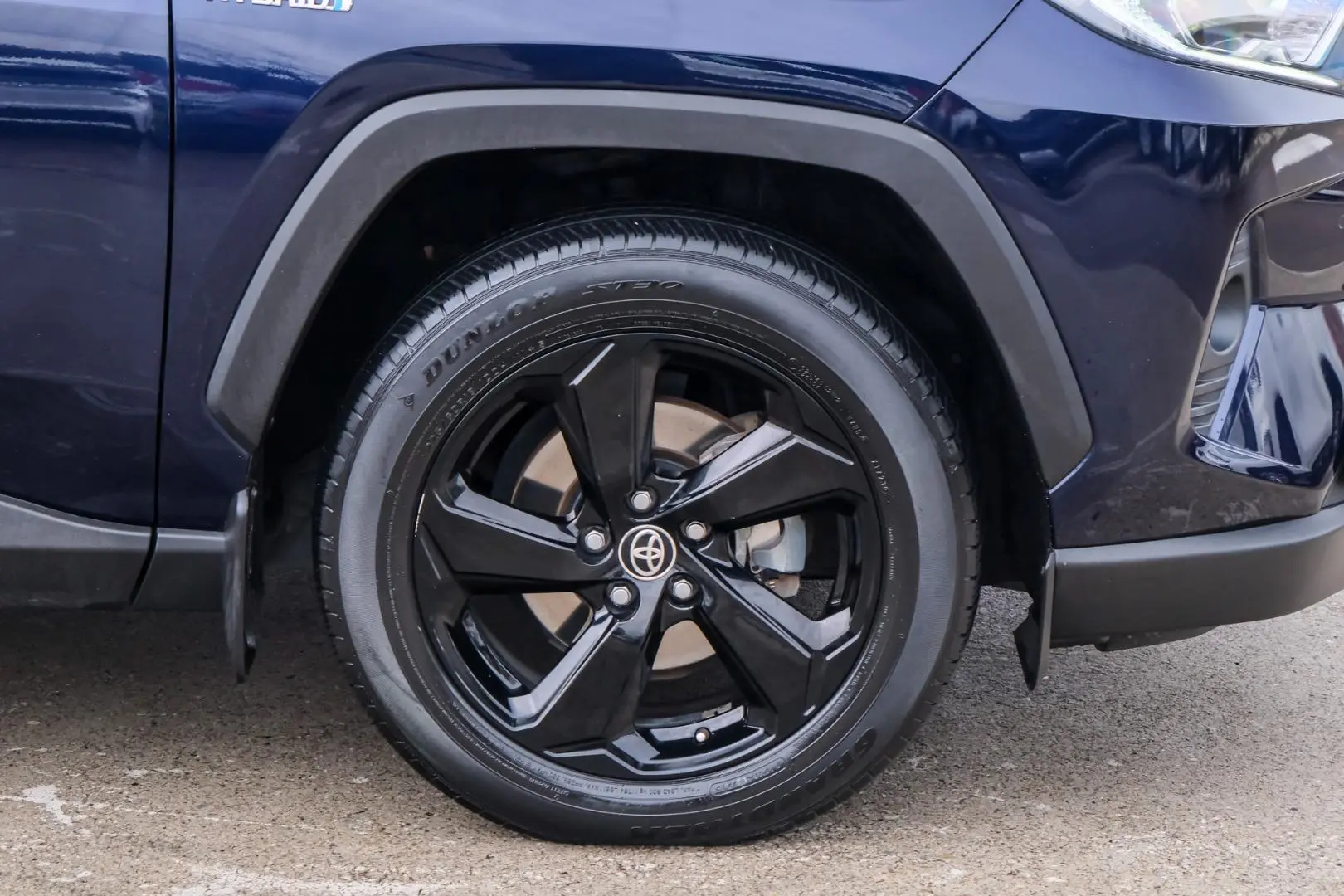 2020 Toyota RAV4 Gallery Image 21