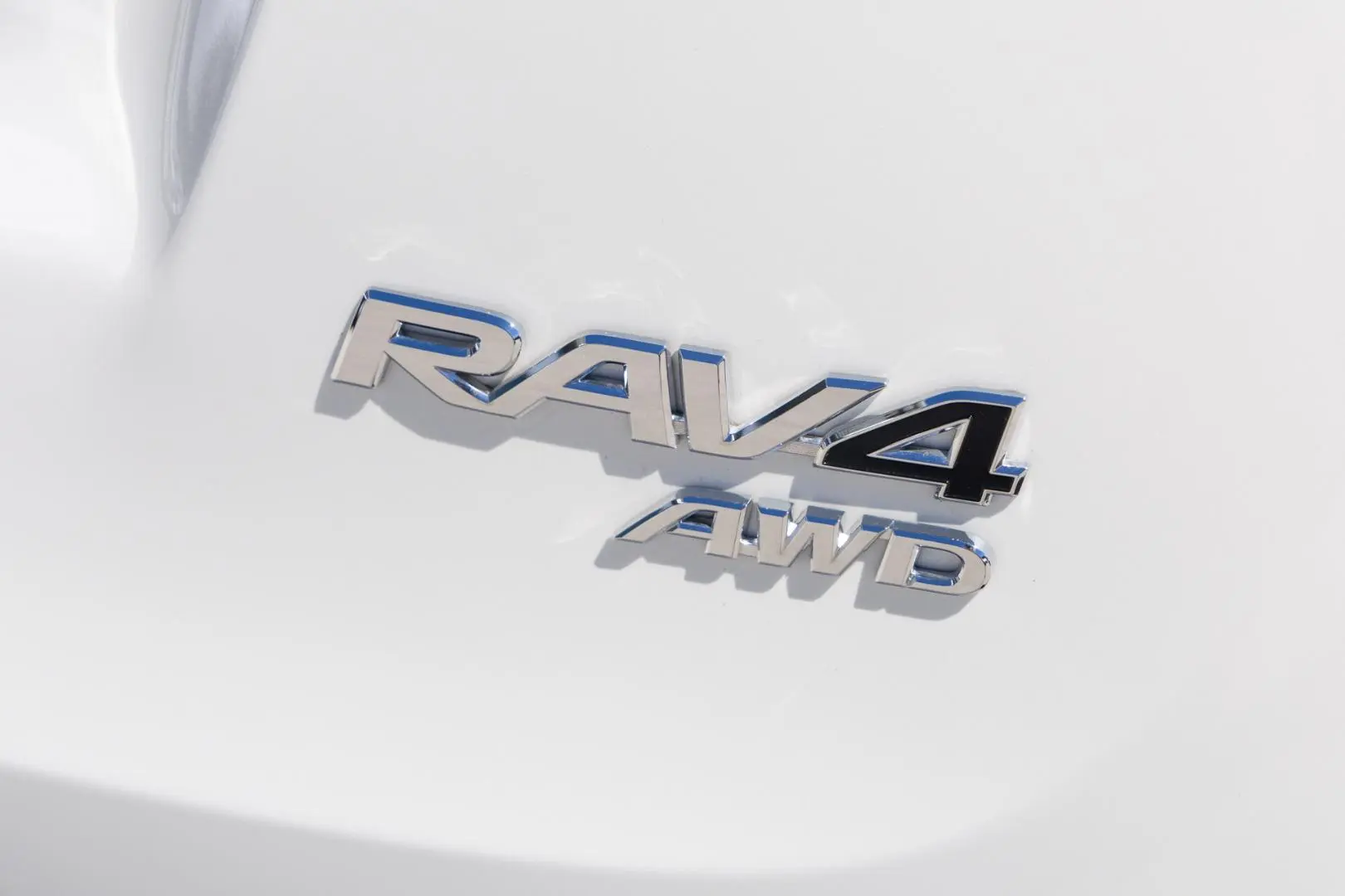 2014 Toyota RAV4 Gallery Image 21