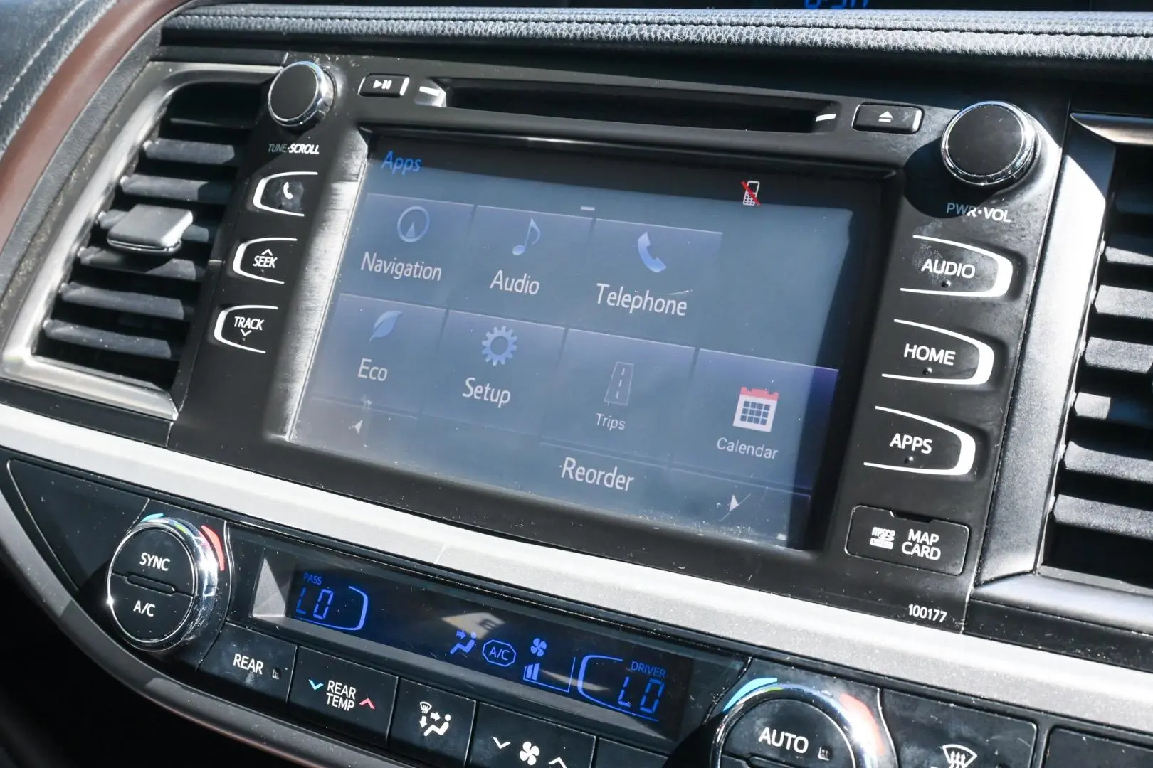 2016 Toyota Kluger Gallery Image 18