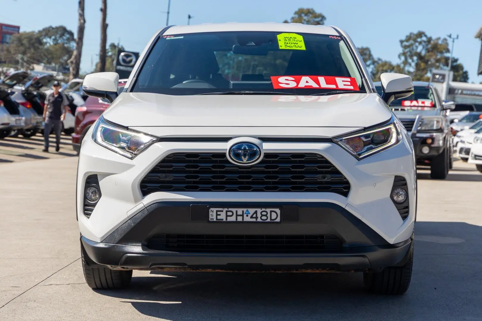 2021 Toyota RAV4 Gallery Image 4