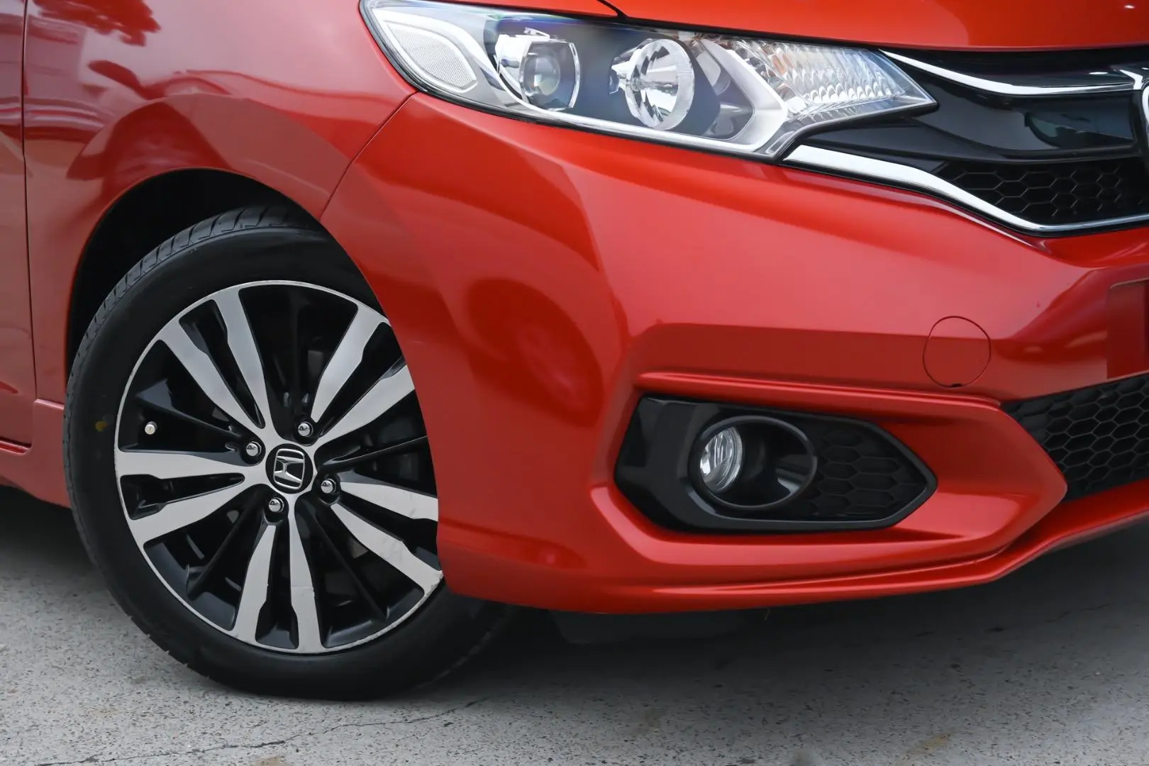 2017 Honda Jazz Gallery Image 6