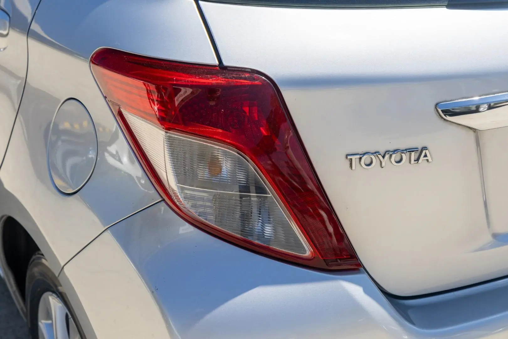 2012 Toyota Yaris Gallery Image 20