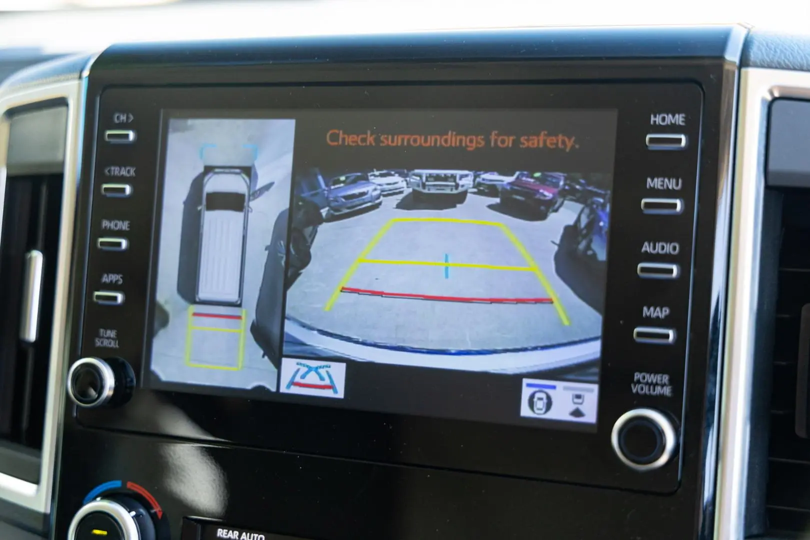 2023 Toyota Granvia Gallery Image 12