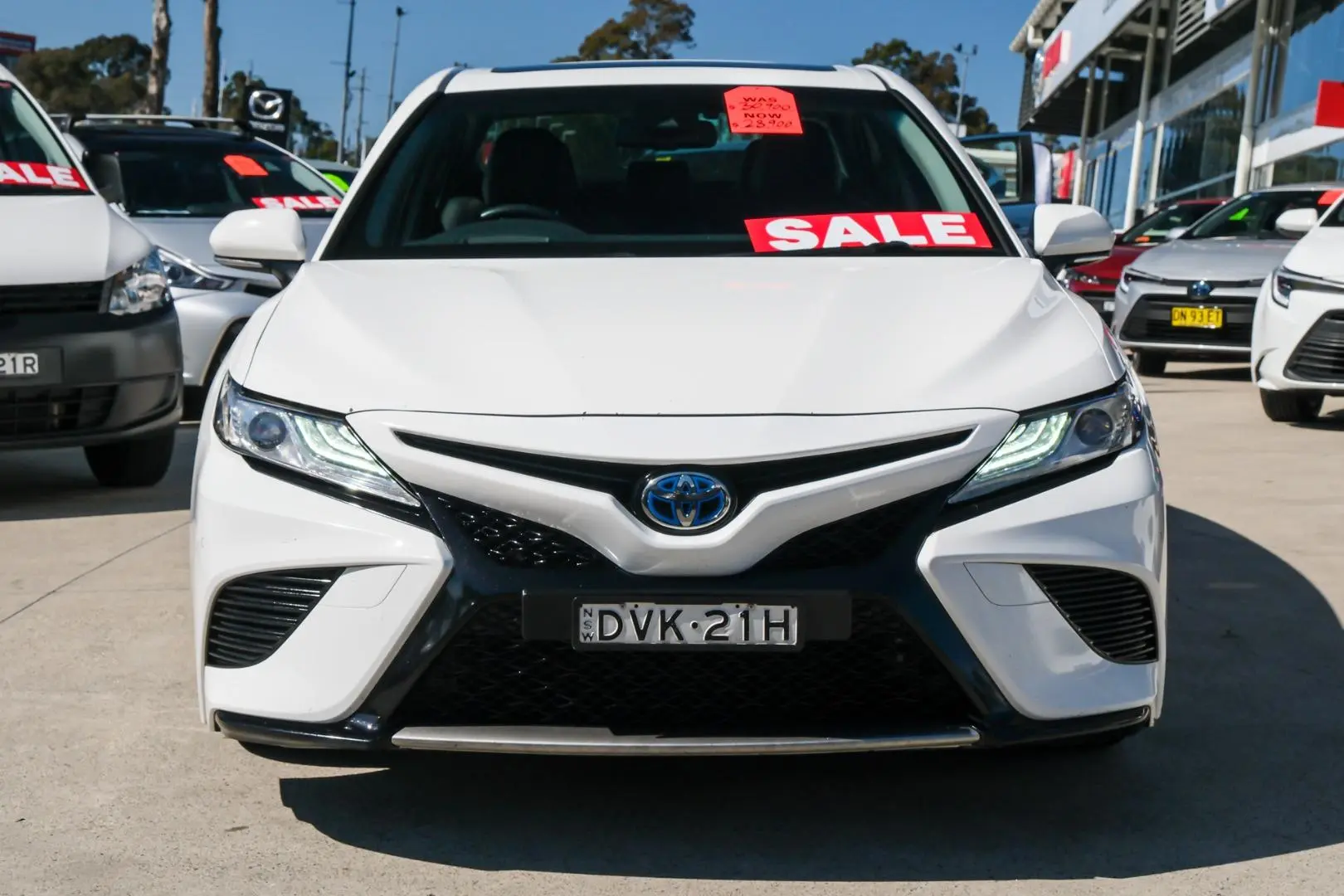 2018 Toyota Camry Gallery Image 4