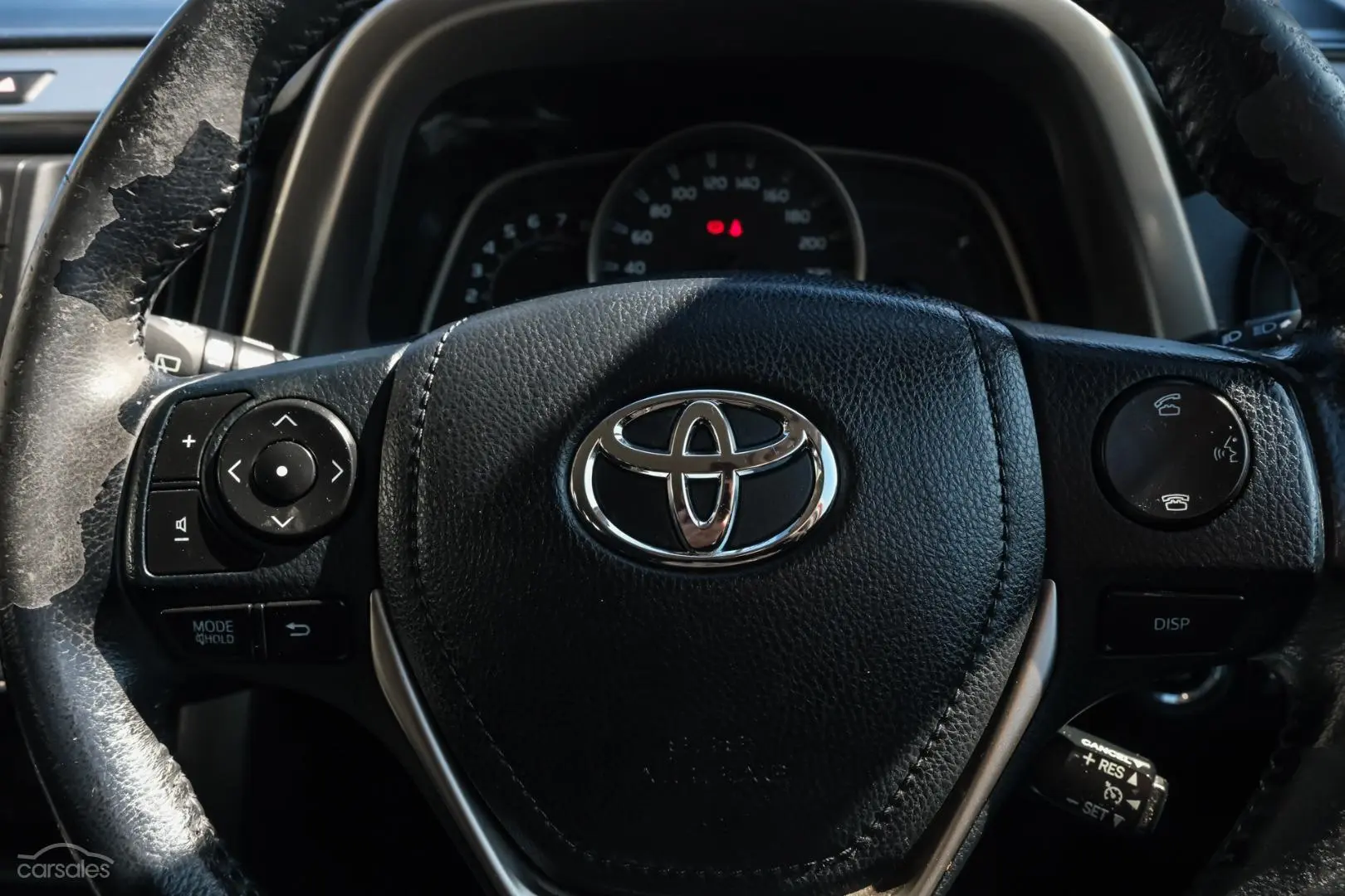 2015 Toyota RAV4 Image 14