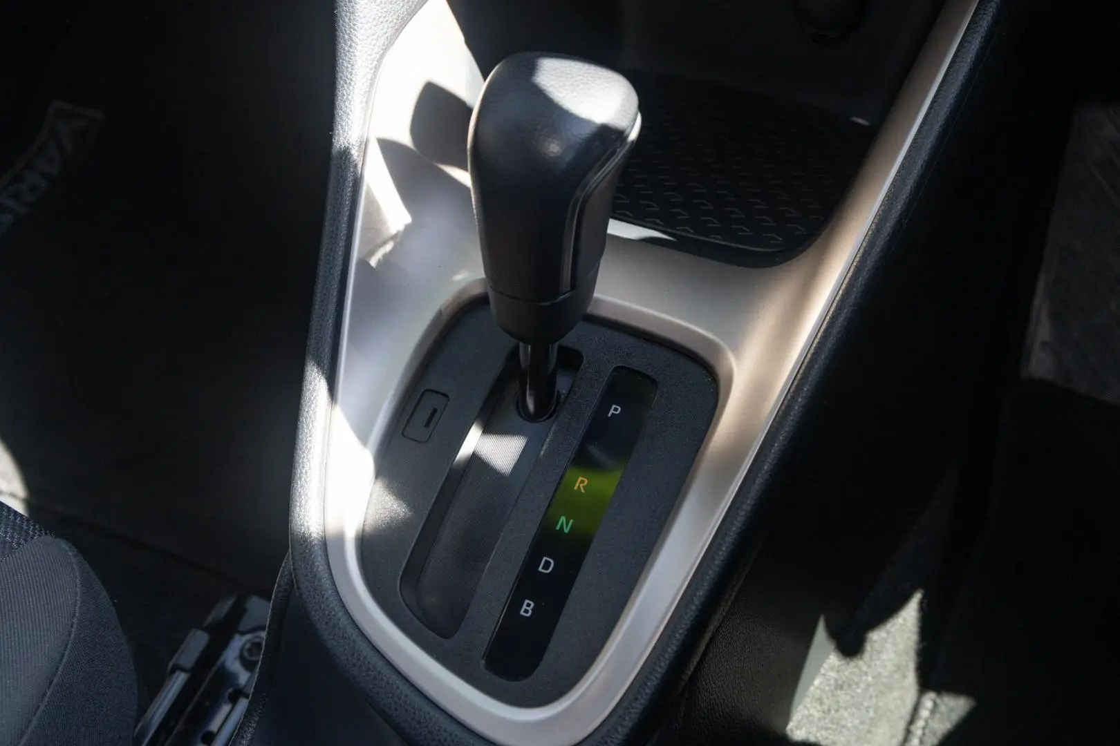 2020 Toyota Yaris Gallery Image 17