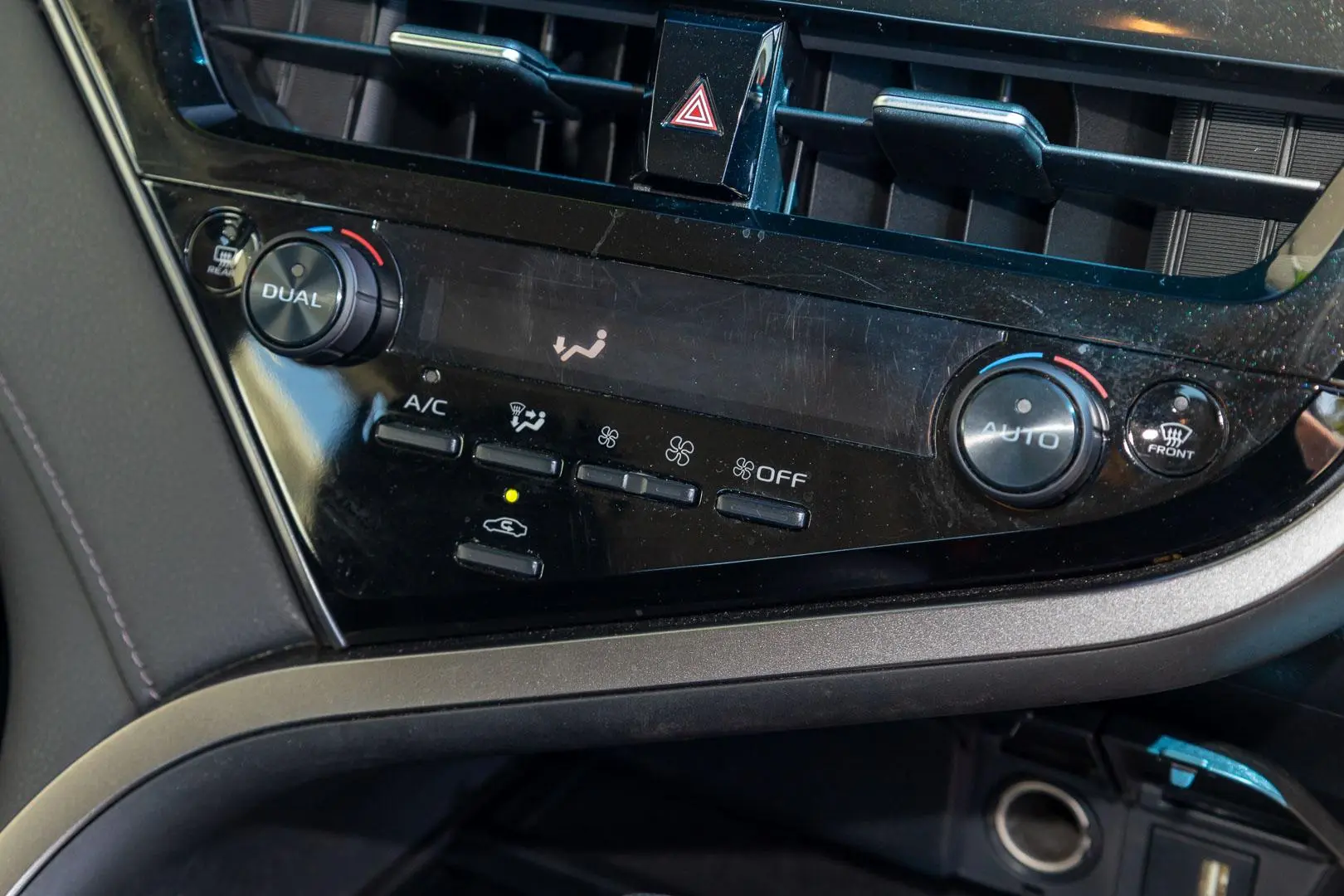 2022 Toyota Camry Gallery Image 12