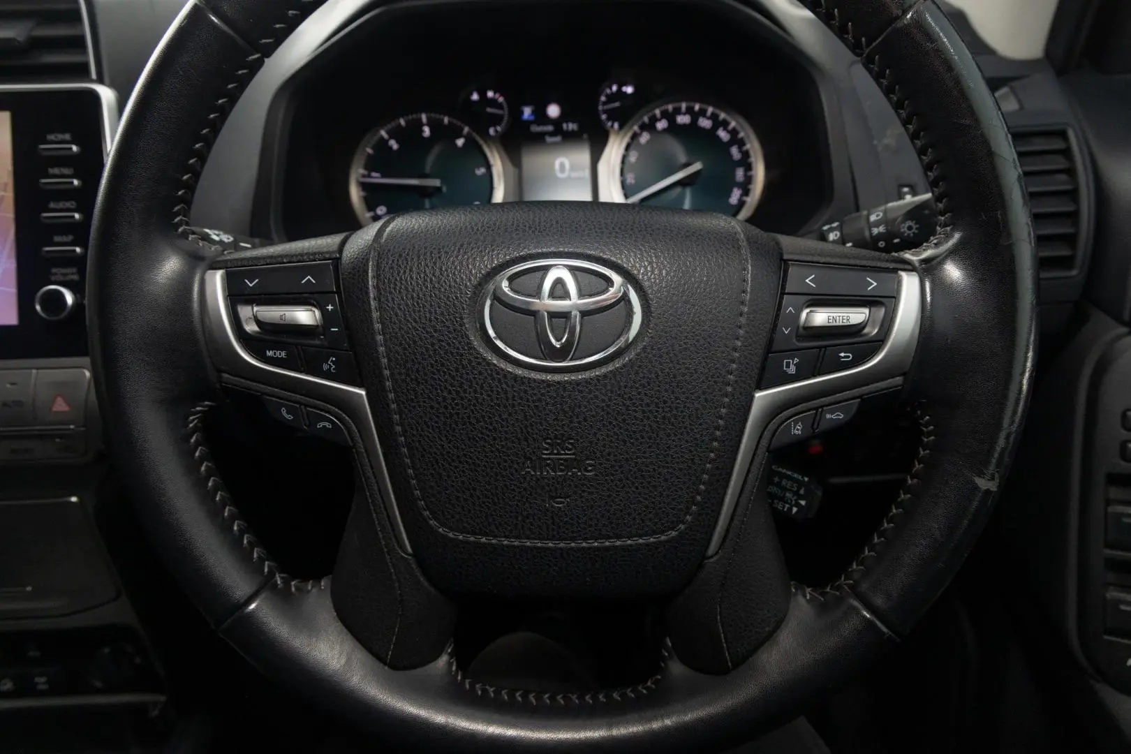 2021 Toyota Landcruiser Prado Gallery Image 10