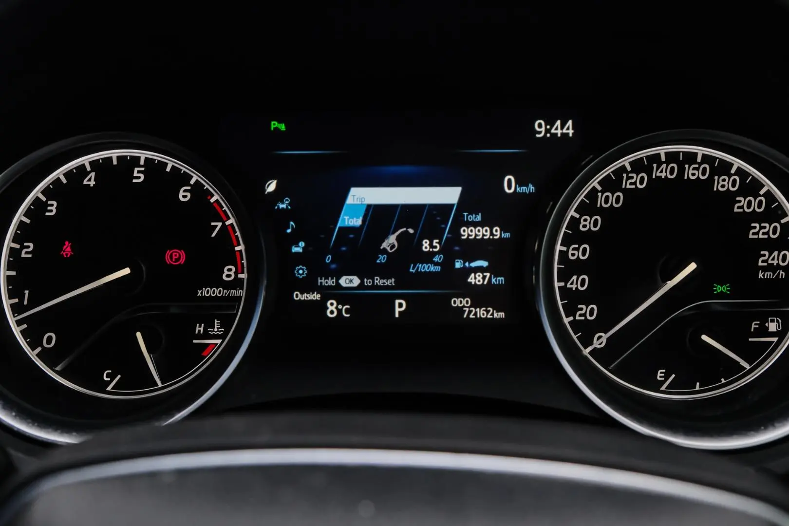 2020 Toyota Camry Gallery Image 10
