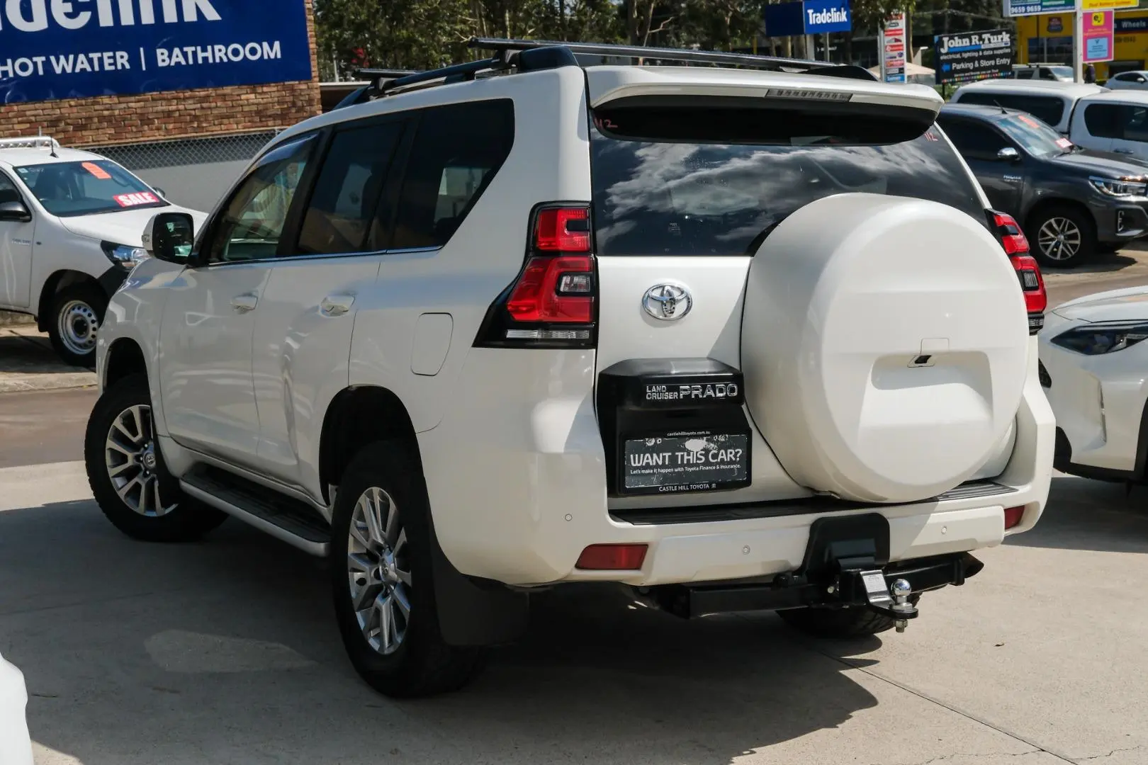 2018 Toyota Landcruiser Prado Gallery Image 2