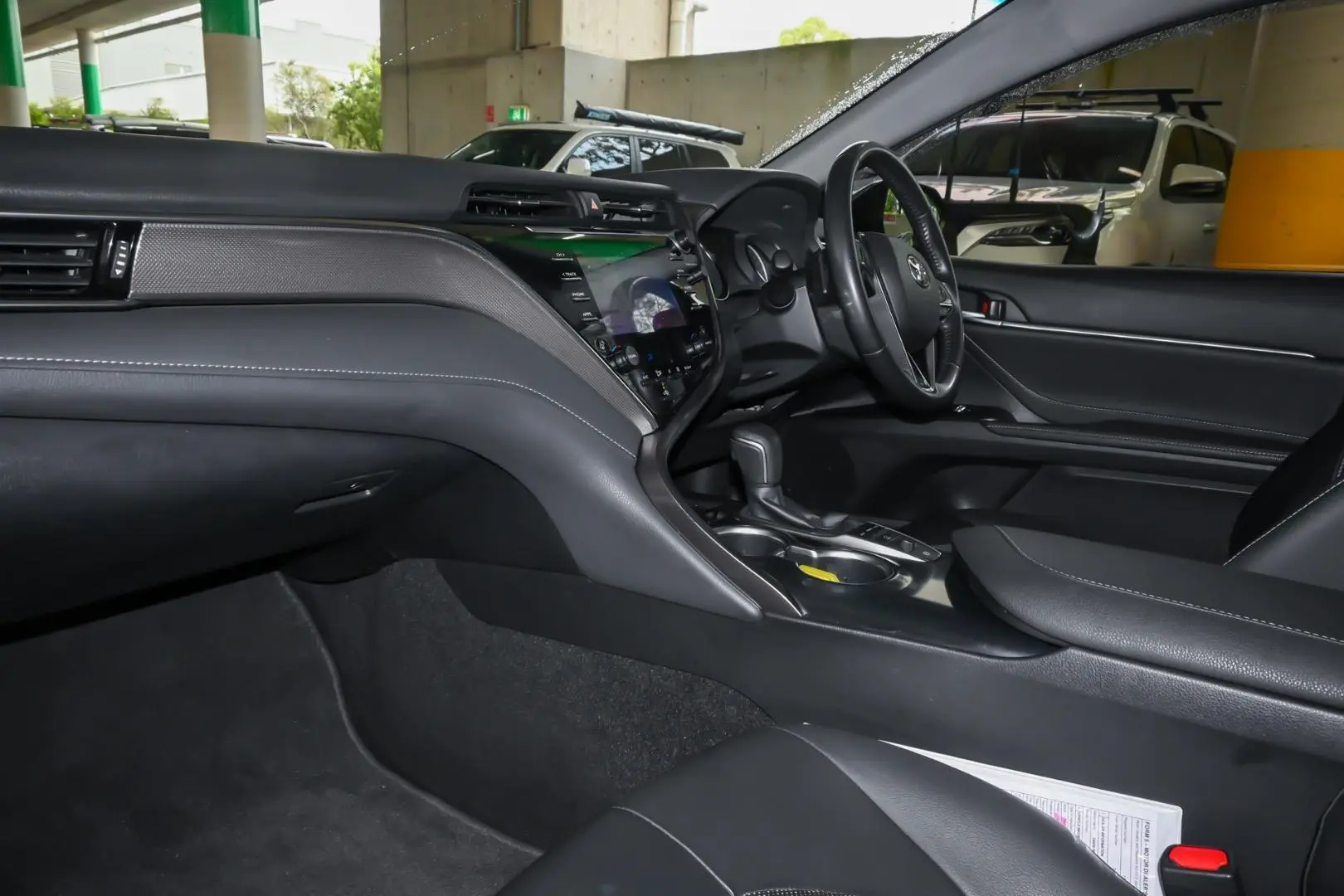 2018 Toyota Camry Gallery Image 8