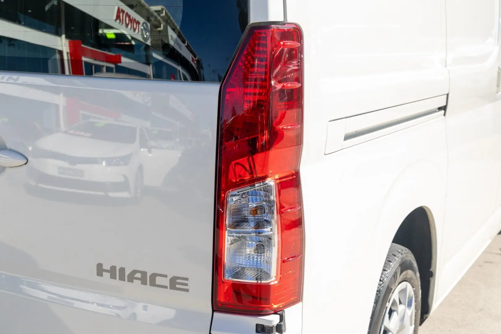 2022 Toyota Hiace Gallery Image 21