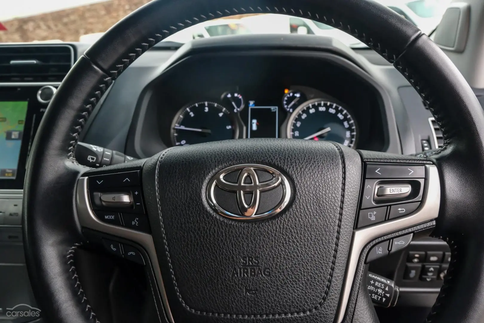 2017 Toyota Landcruiser Prado Image 16