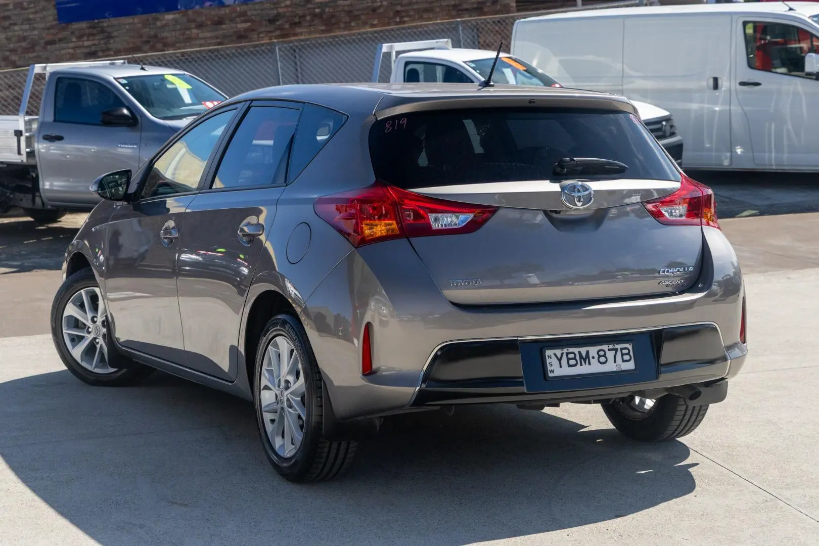 2014 Toyota Corolla Gallery Image 2