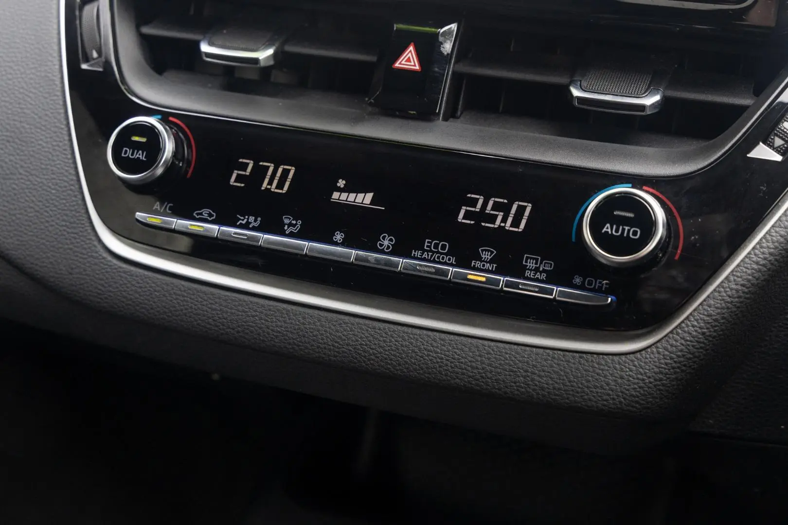 2020 Toyota Corolla Gallery Image 16