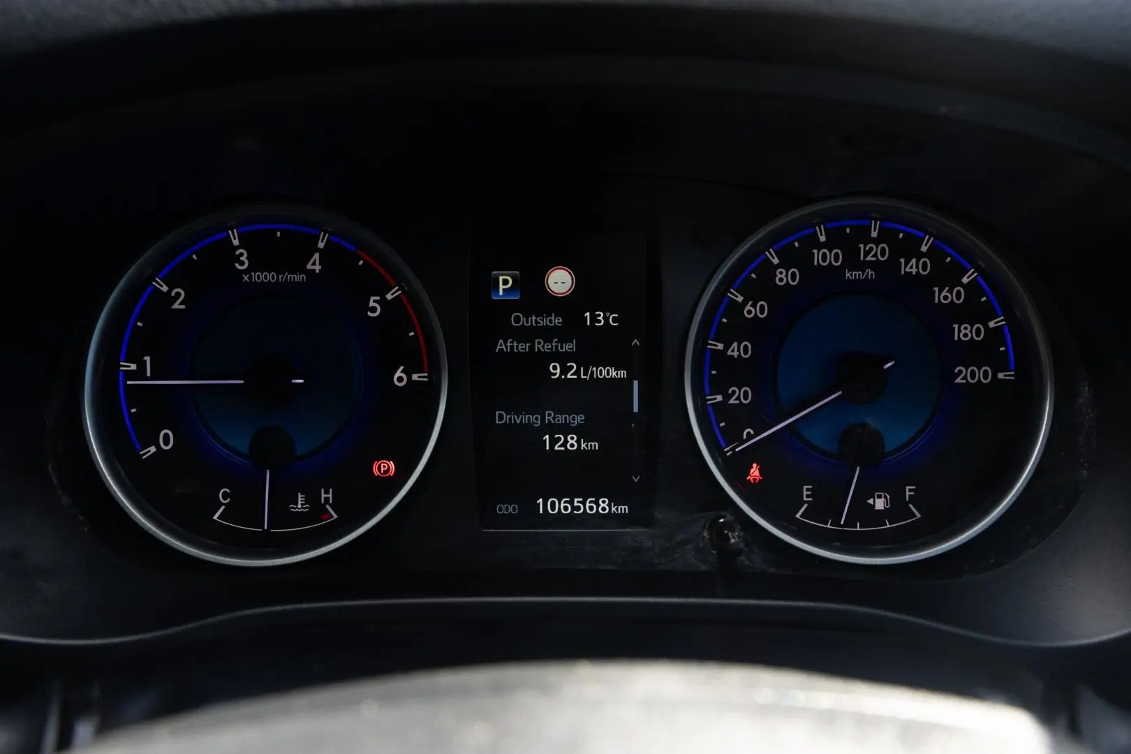 2020 Toyota Hilux Gallery Image 13