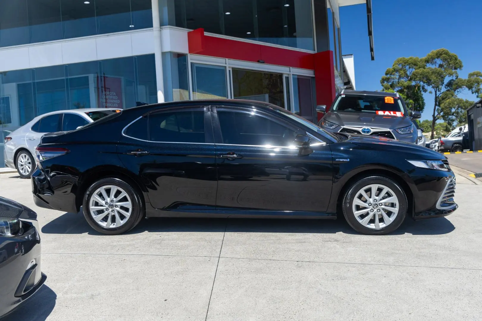 2024 Toyota Camry Gallery Image 3