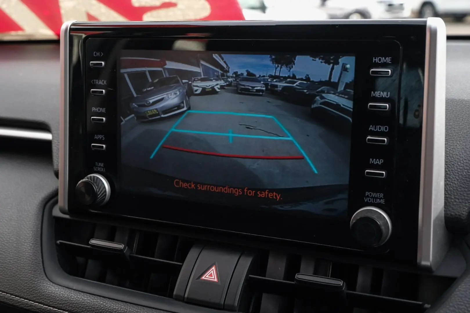 2019 Toyota RAV4 Gallery Image 12