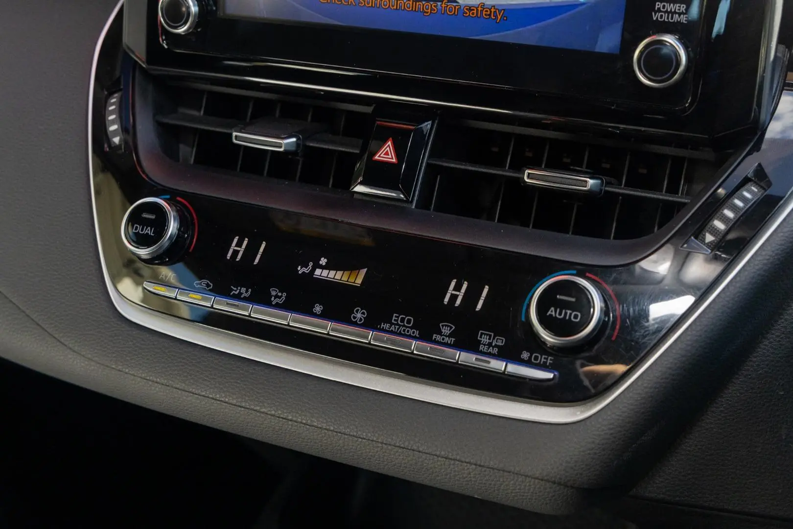 2022 Toyota Corolla Gallery Image 16