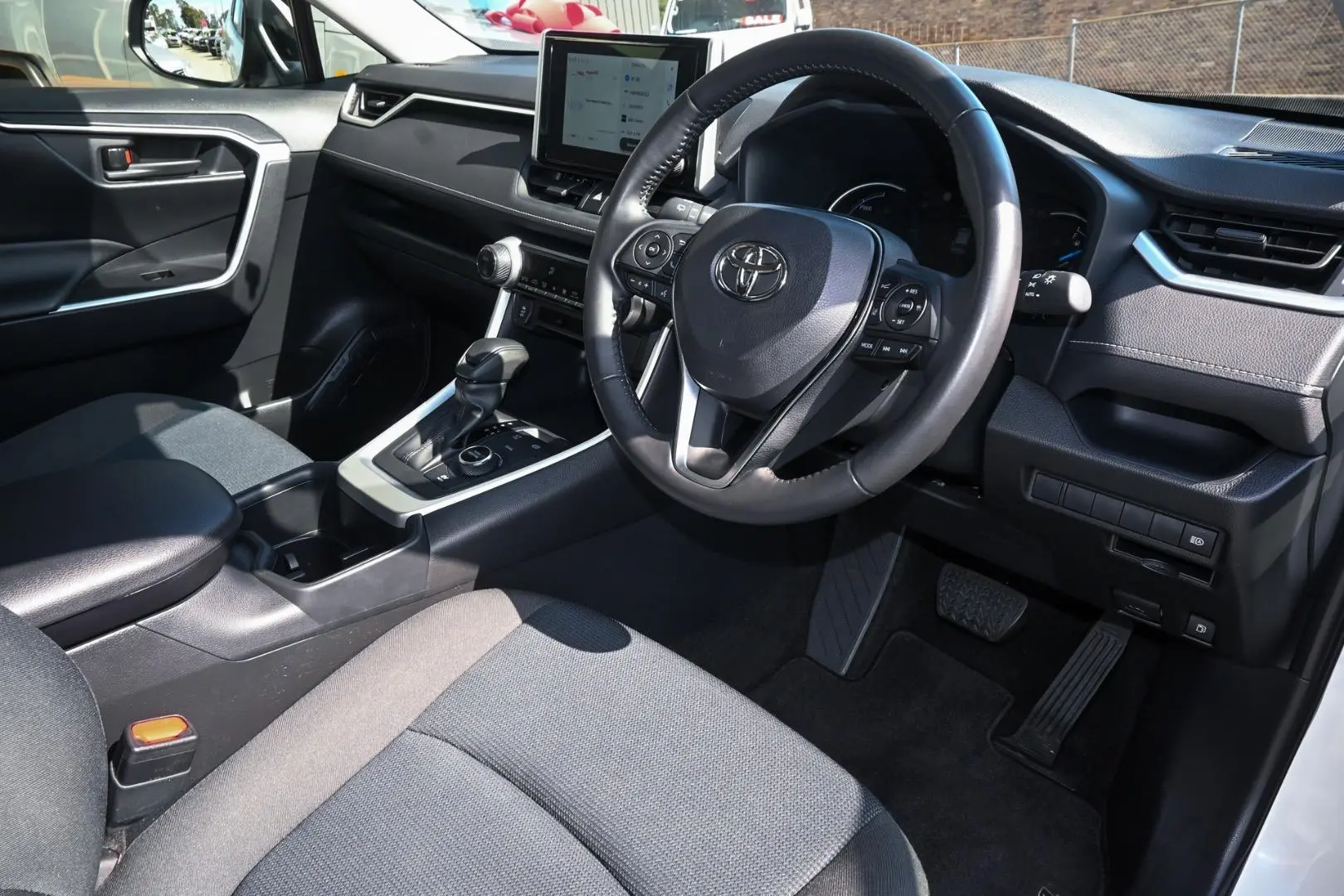 2022 Toyota RAV4 Gallery Image 7