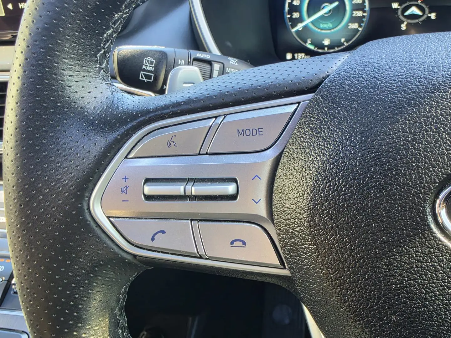 2023 Hyundai Santa Fe Gallery Image 28