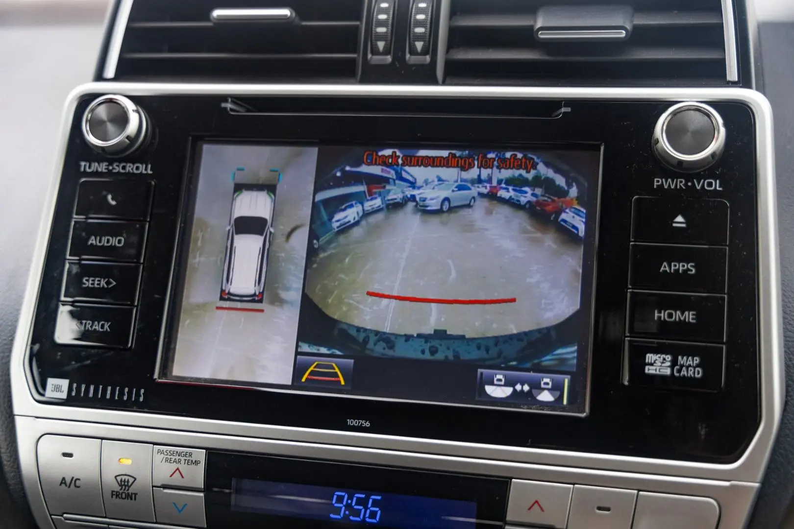 2019 Toyota Landcruiser Prado Gallery Image 13