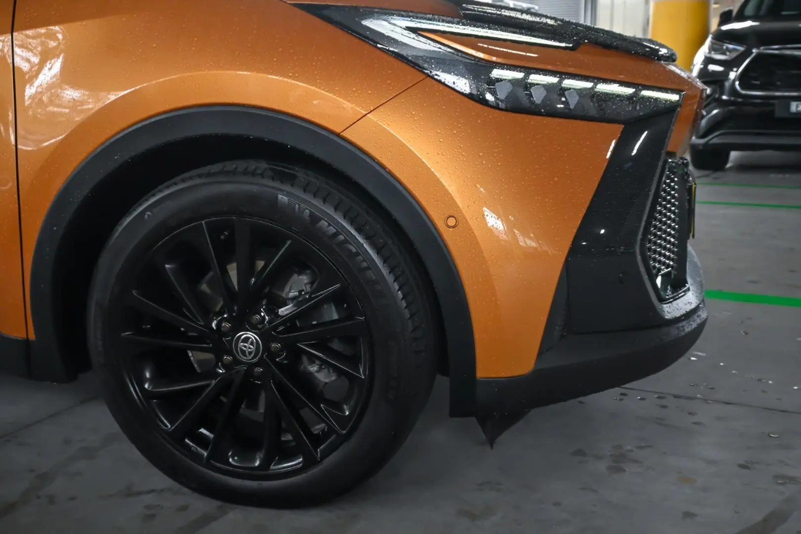 2025 Toyota C-HR Gallery Image 25