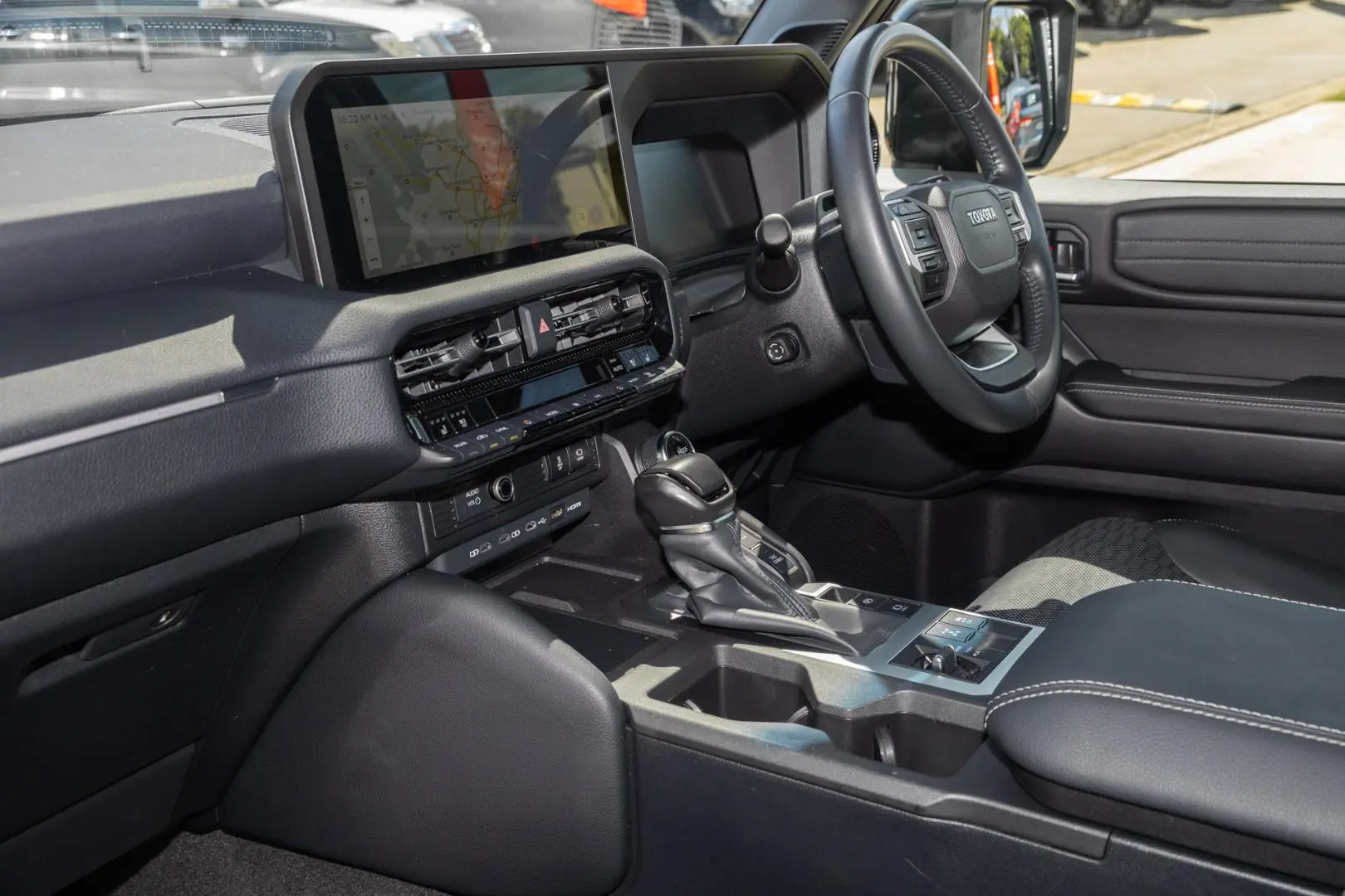 2024 Toyota Landcruiser Prado Gallery Image 8