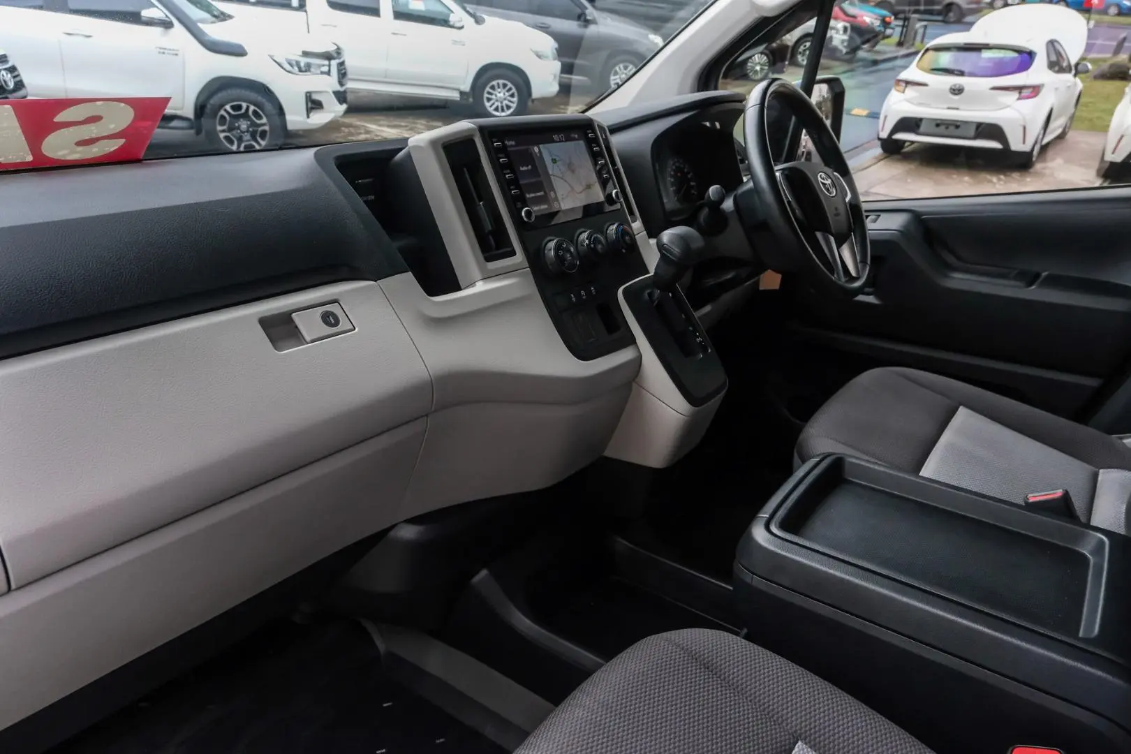 2023 Toyota Hiace Gallery Image 8