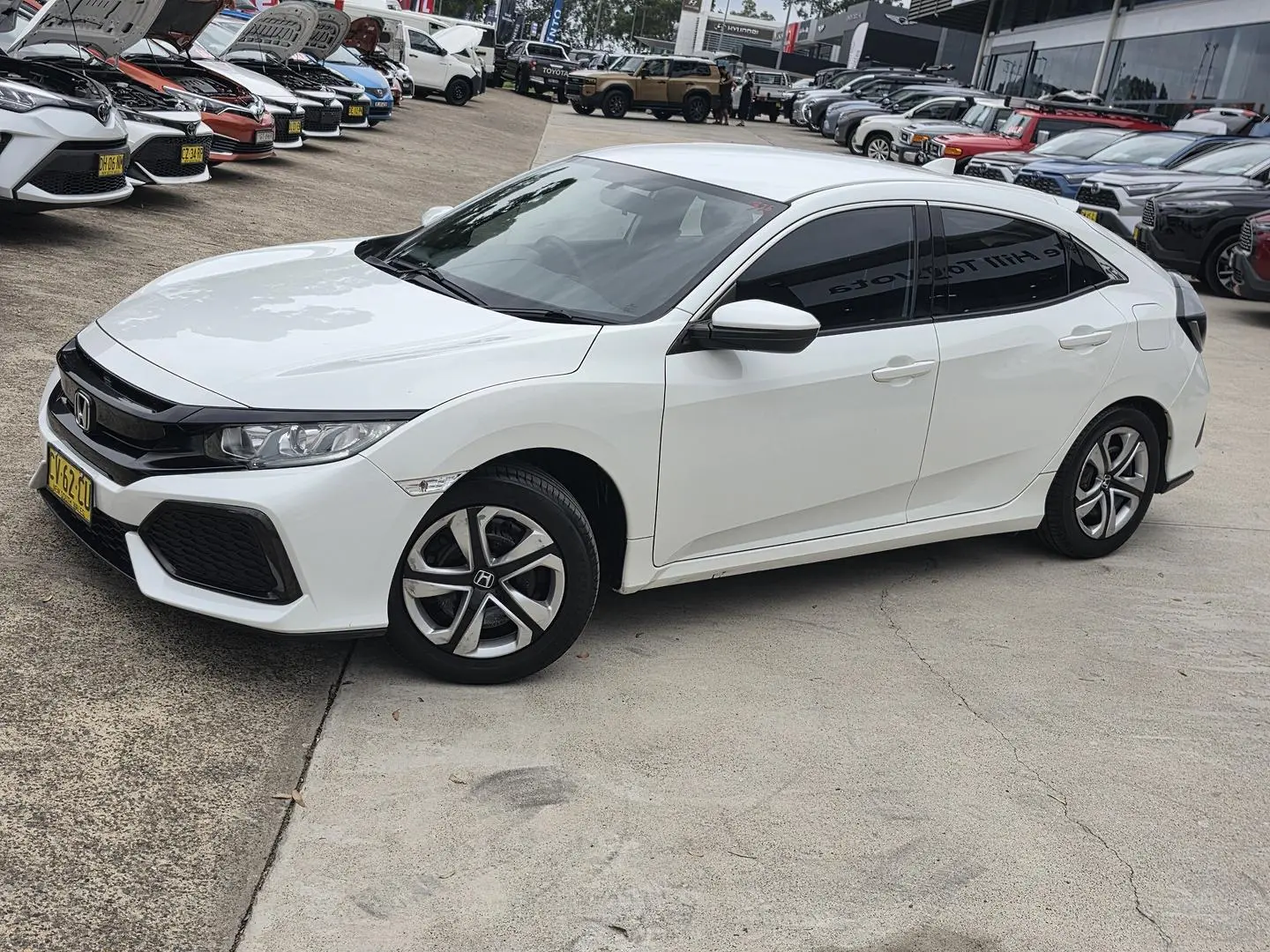 2017 Honda Civic Gallery Image 31