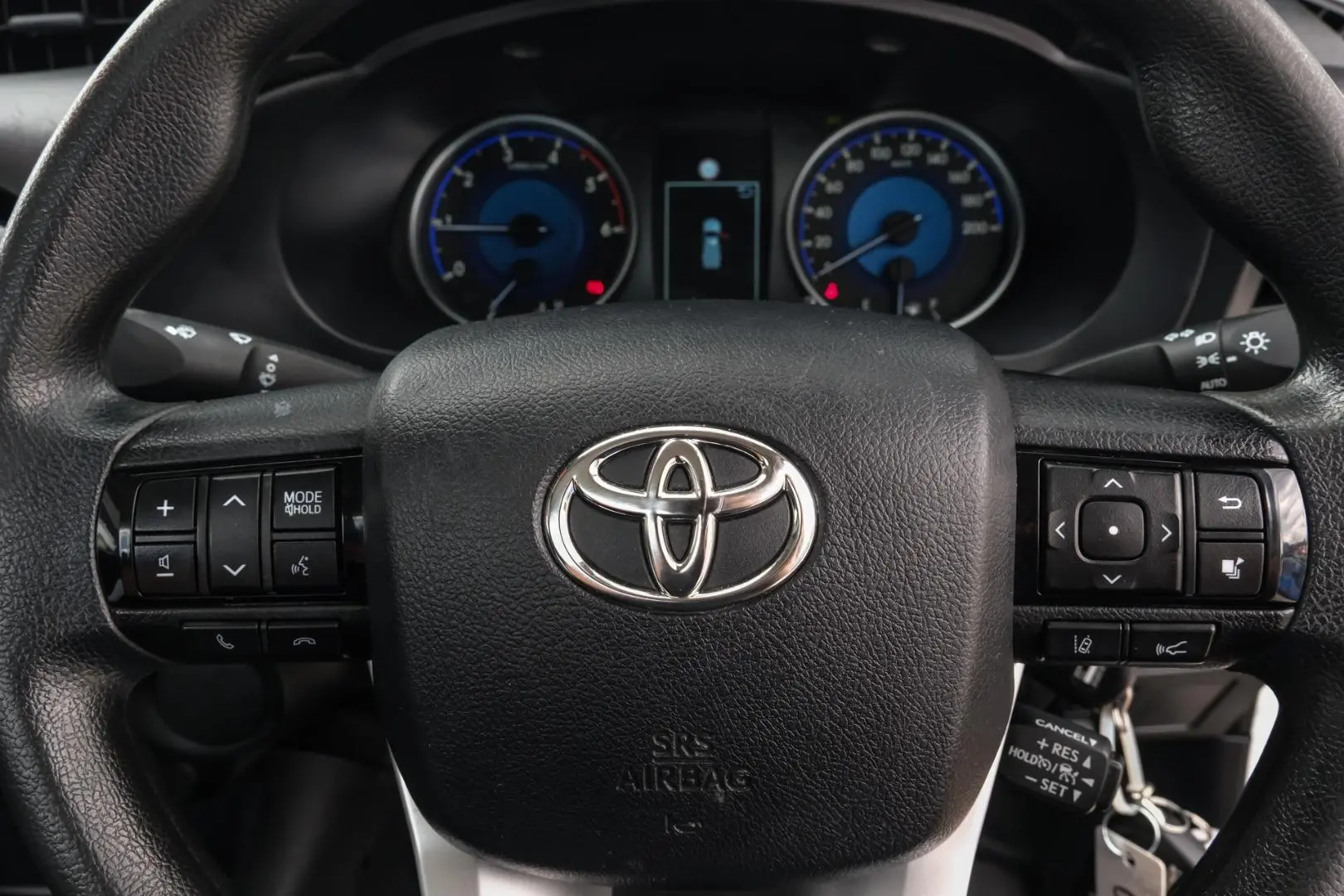 2019 Toyota Hilux Gallery Image 10