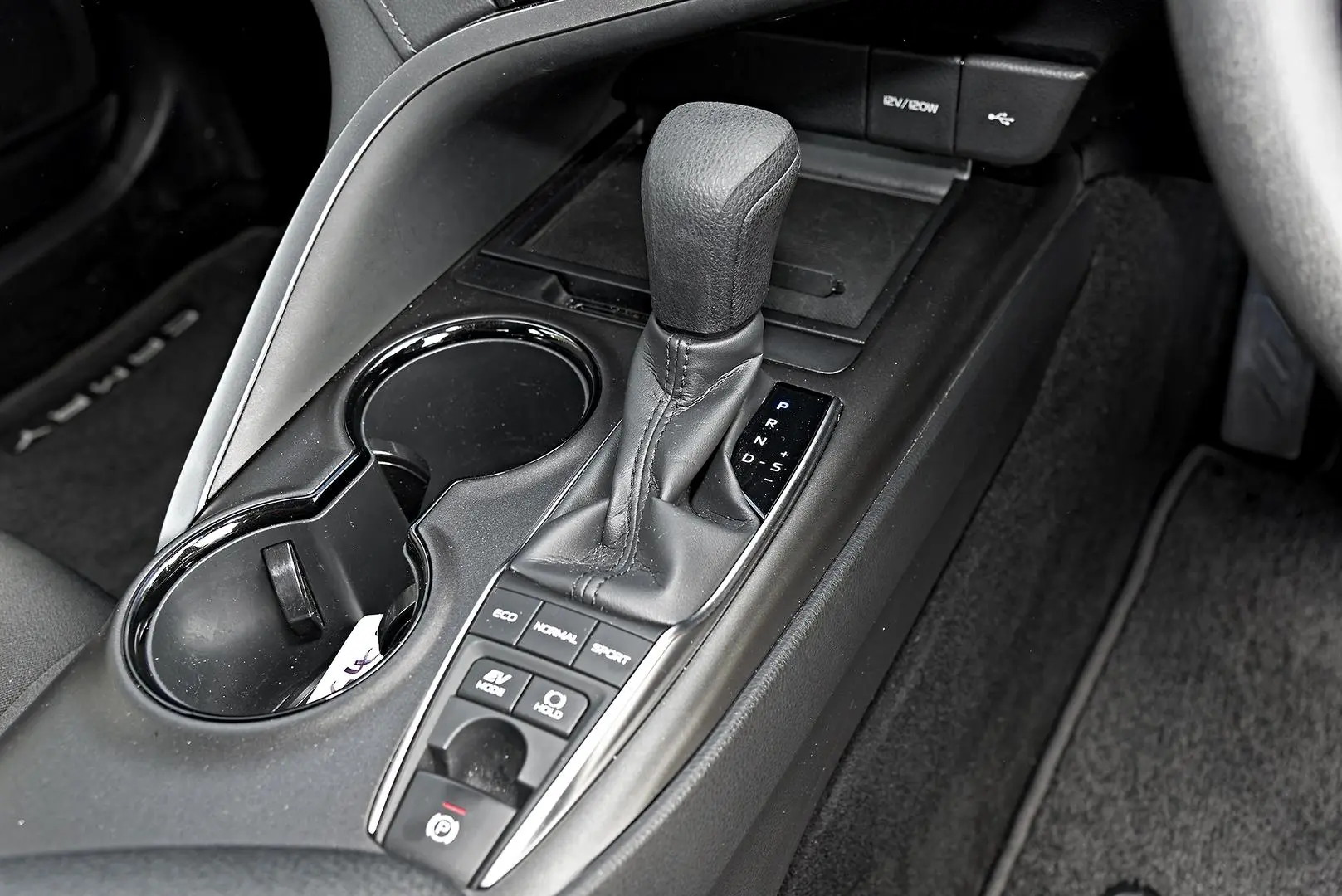2024 Toyota Camry Gallery Image 15