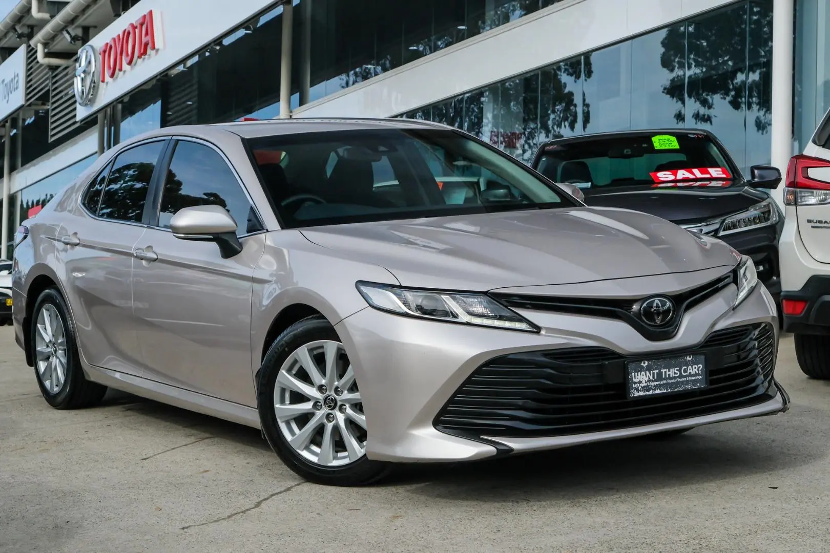 2018 Toyota Camry Gallery Image 1