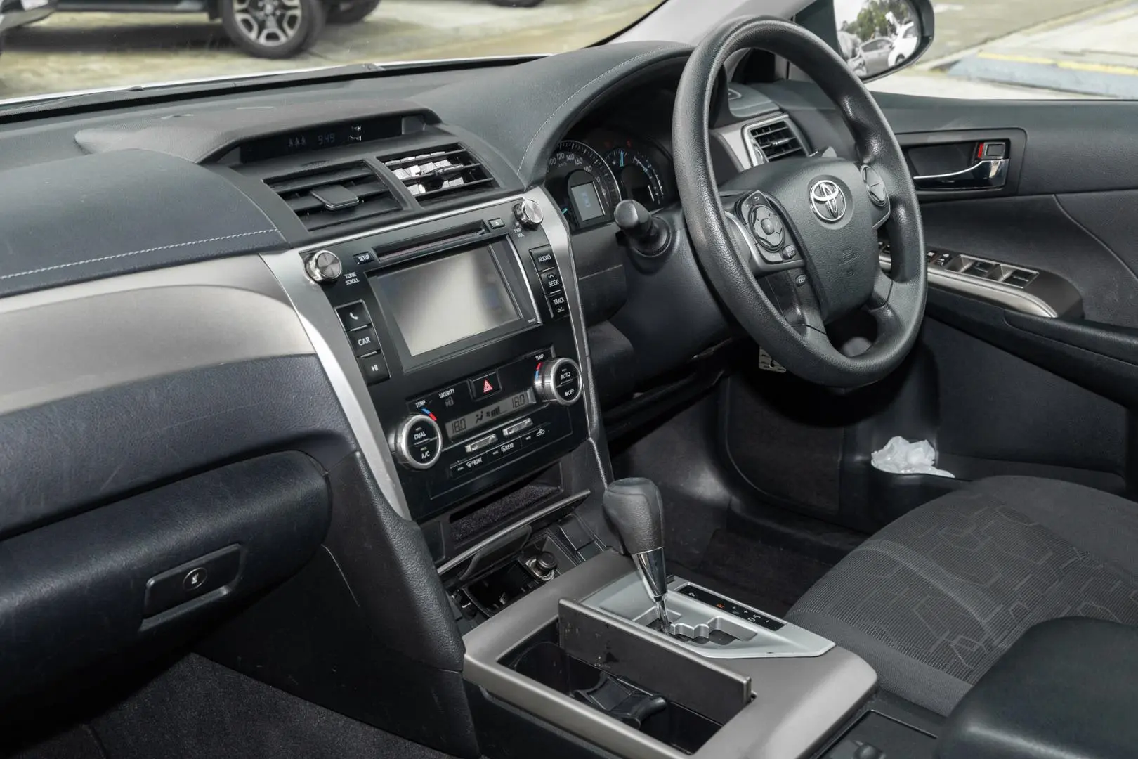 2014 Toyota Aurion Gallery Image 8