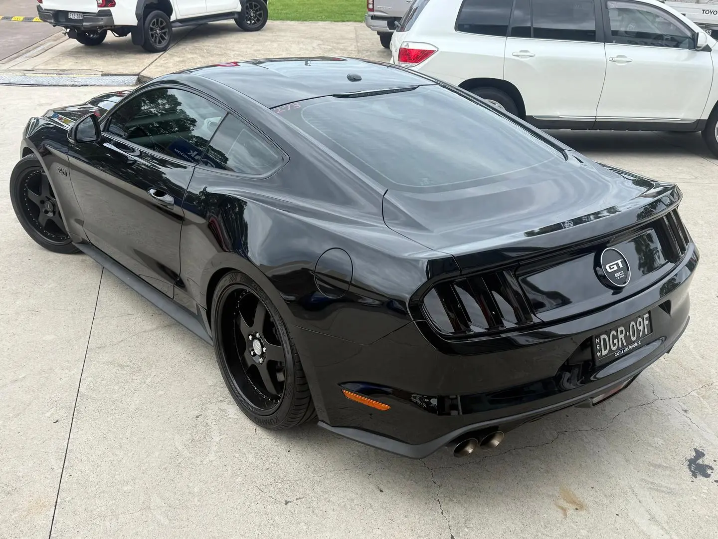 2017 Ford Mustang Gallery Image 11