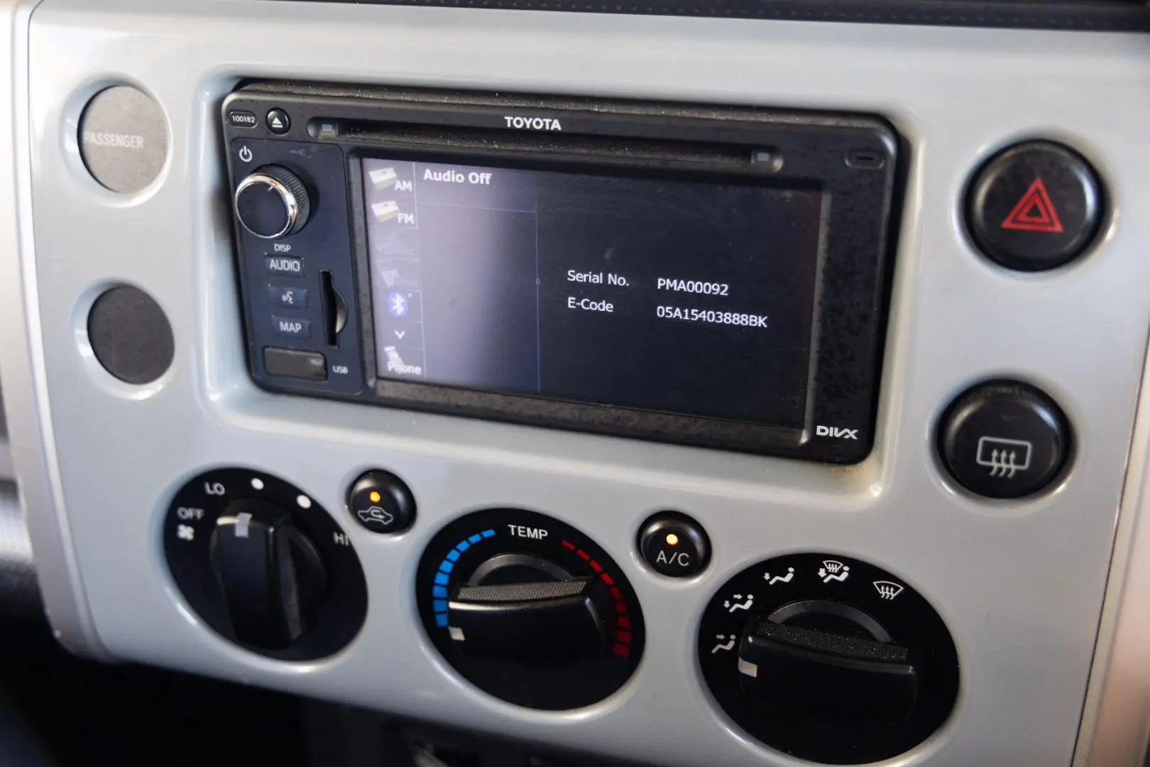 2015 Toyota FJ Cruiser Gallery Image 11