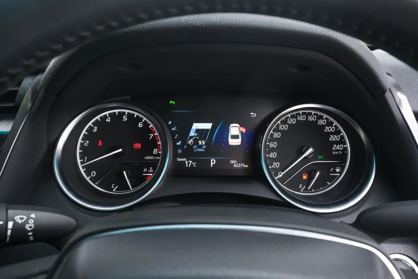 2019 Toyota Camry Gallery Image 17