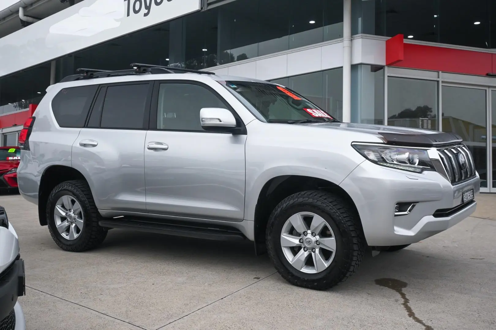 2019 Toyota Landcruiser Prado Gallery Image 3