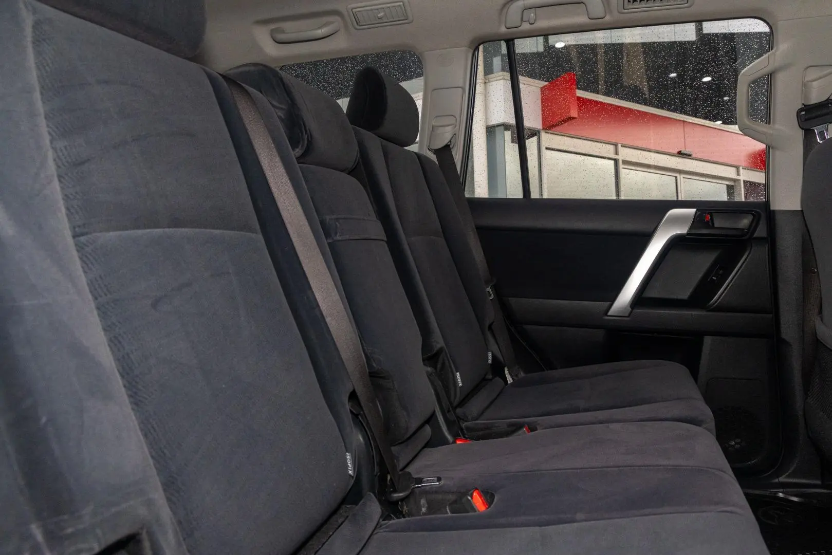 2021 Toyota Landcruiser Prado Gallery Image 9