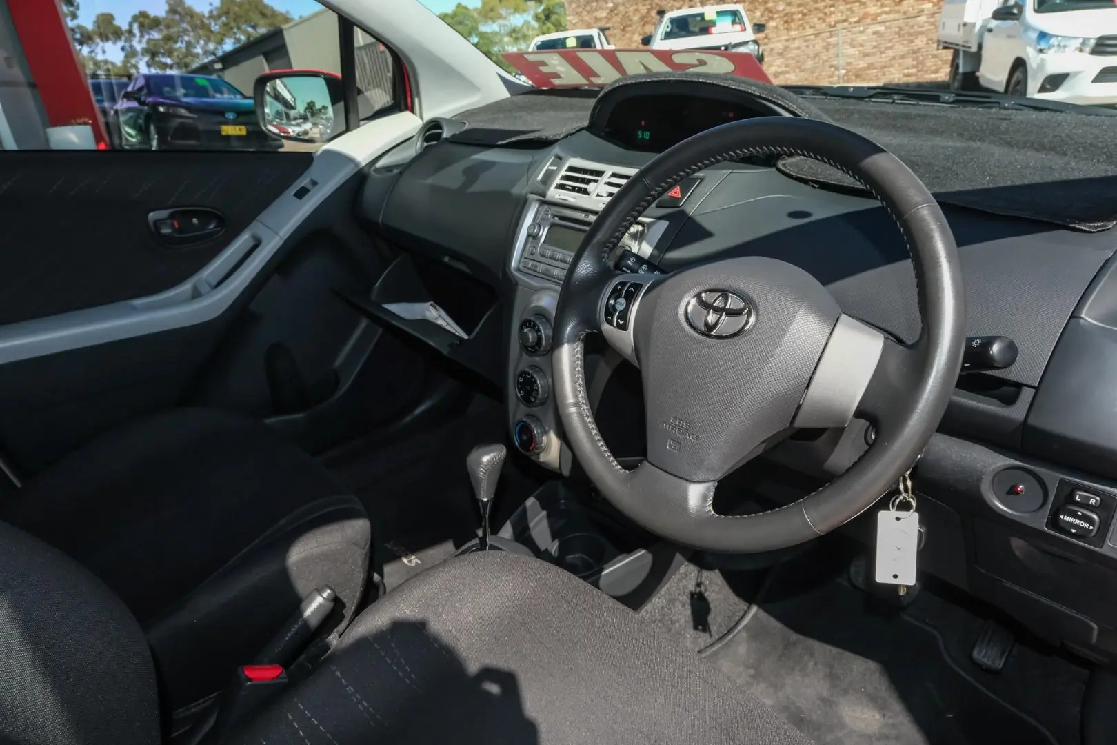 2006 Toyota Yaris Gallery Image 7