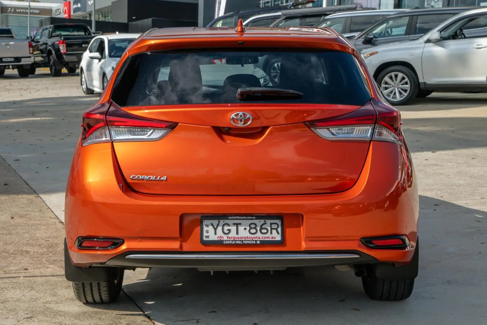 2018 Toyota Corolla Gallery Image 5