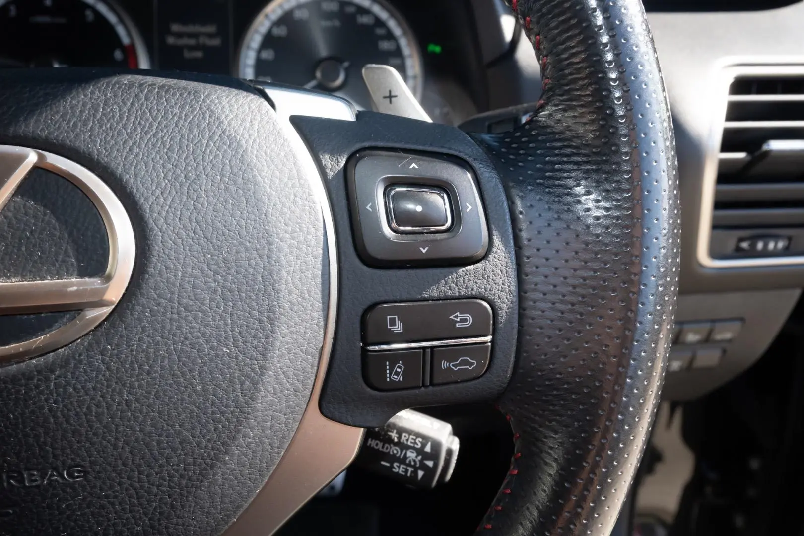2020 Lexus NX Gallery Image 13